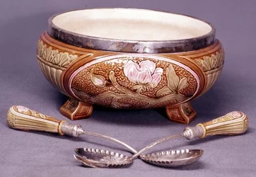 Wedgwood Maiolica salatskål, ske og gaffel, ca.1880 (keramik)